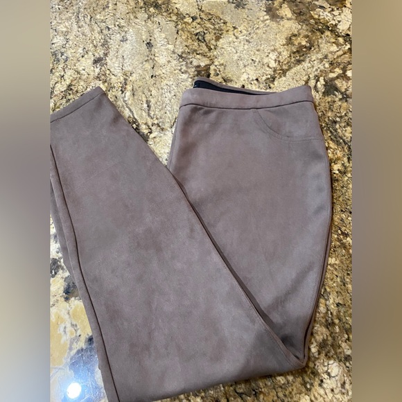 Joan Vass Women’s XL Faux leather suede legging - so soft!  Excellent condition - Picture 1 of 5